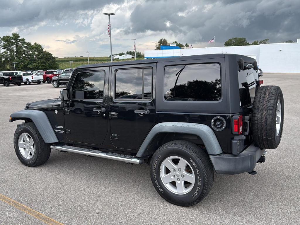 used 2016 Jeep Wrangler Unlimited car, priced at $18,995