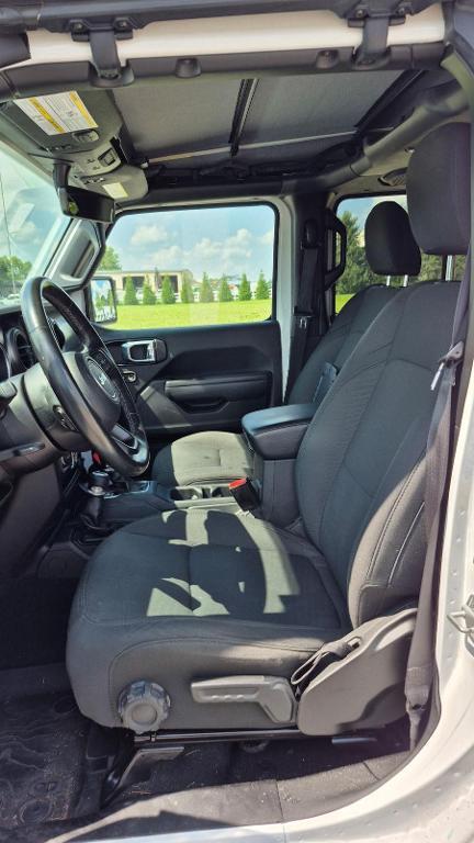 used 2022 Jeep Wrangler Unlimited car, priced at $32,995
