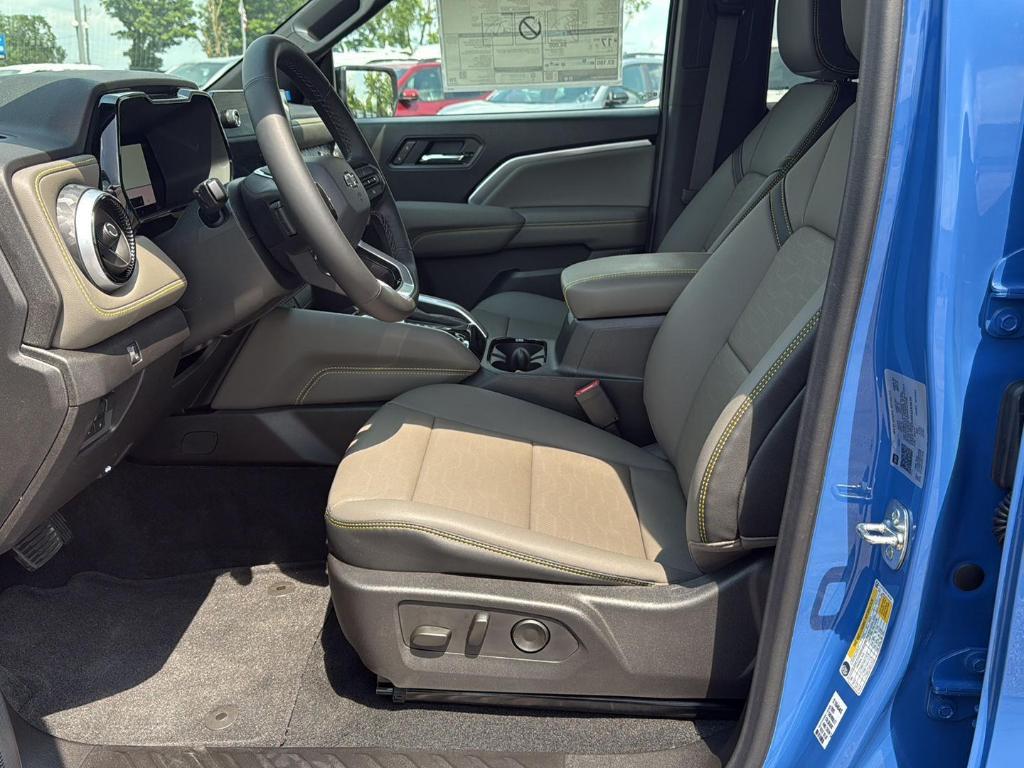 new 2025 Chevrolet Colorado car, priced at $57,570