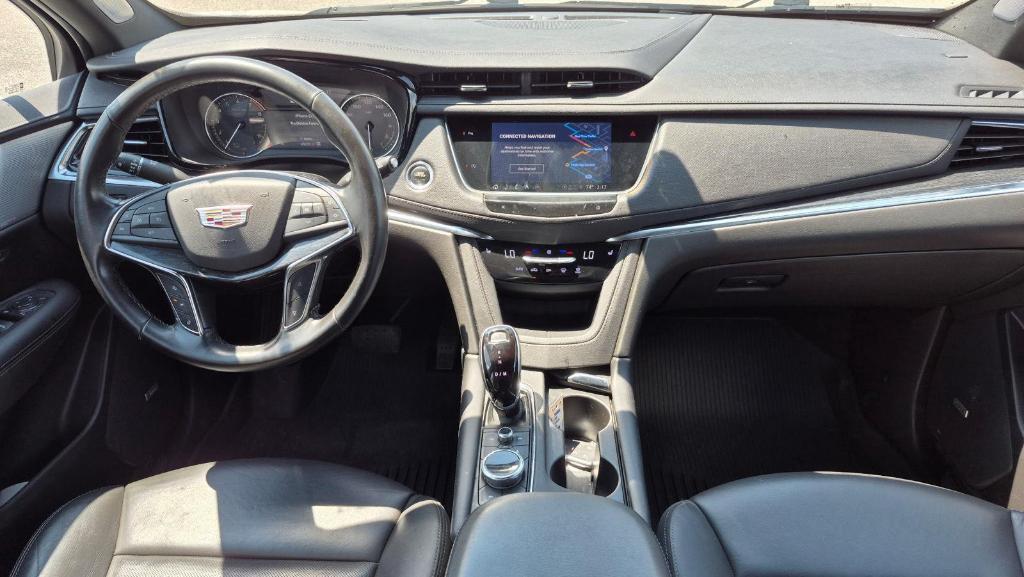 used 2022 Cadillac XT5 car, priced at $32,895