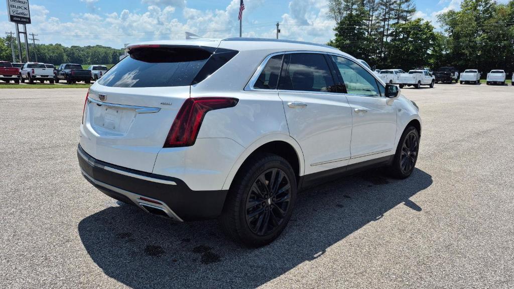 used 2022 Cadillac XT5 car, priced at $32,895