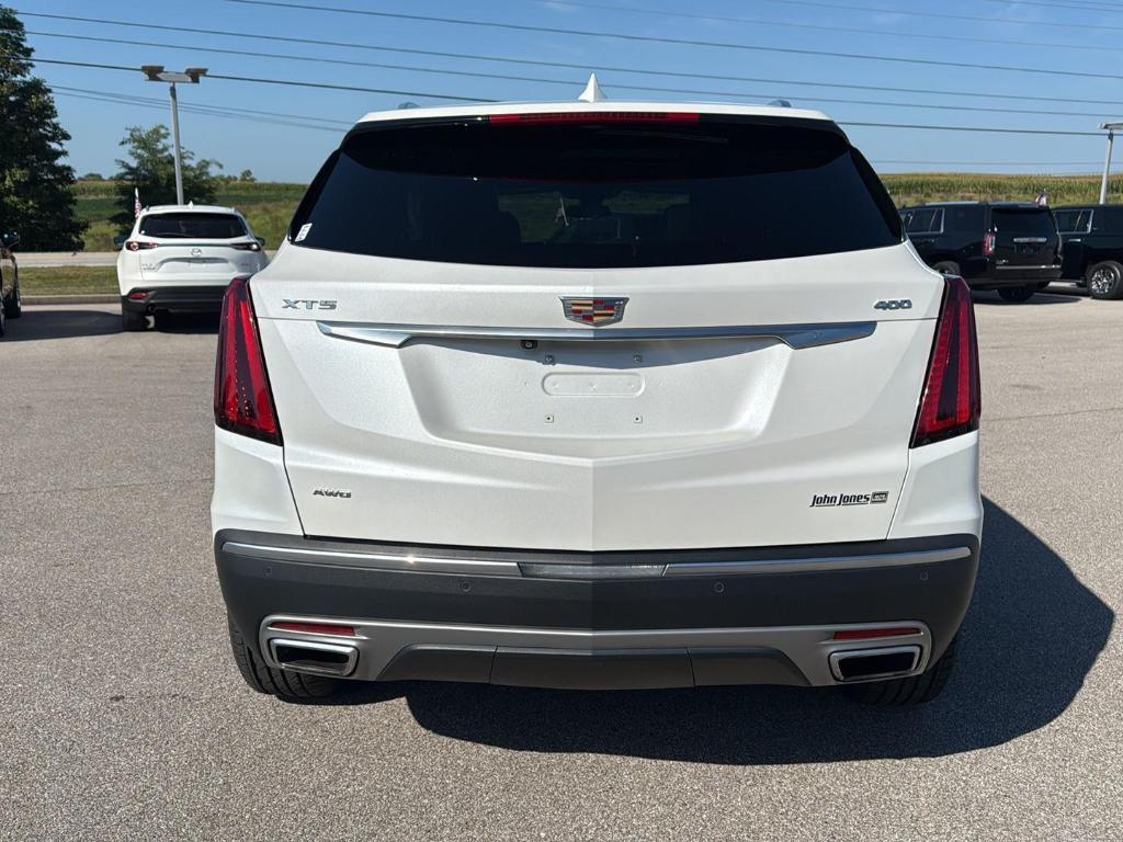 used 2022 Cadillac XT5 car, priced at $31,995