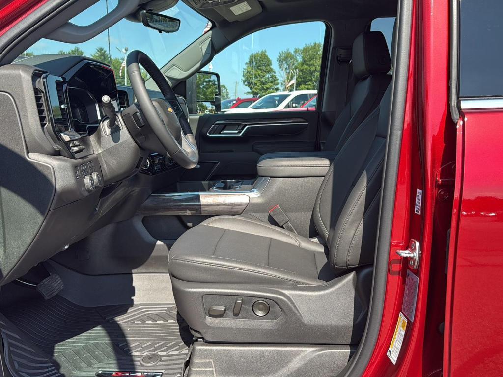 new 2025 Chevrolet Silverado 2500 car, priced at $75,742