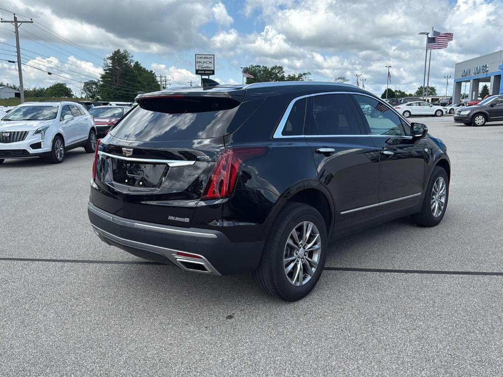 used 2022 Cadillac XT5 car, priced at $32,895