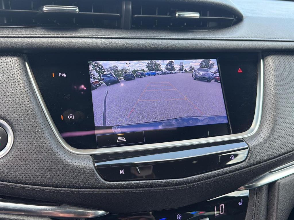 used 2022 Cadillac XT5 car, priced at $32,895