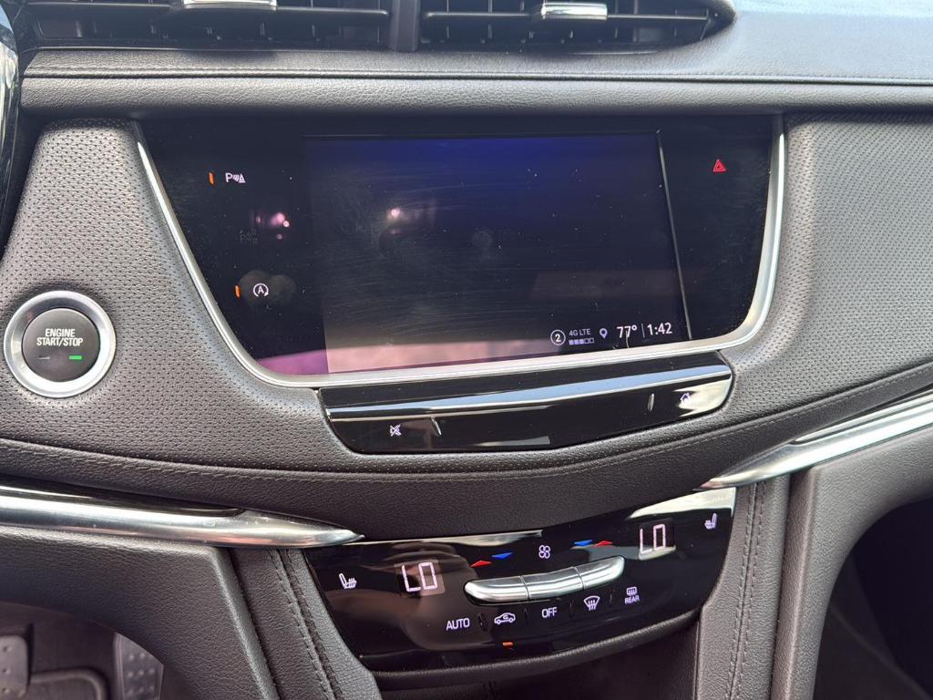 used 2022 Cadillac XT5 car, priced at $32,895