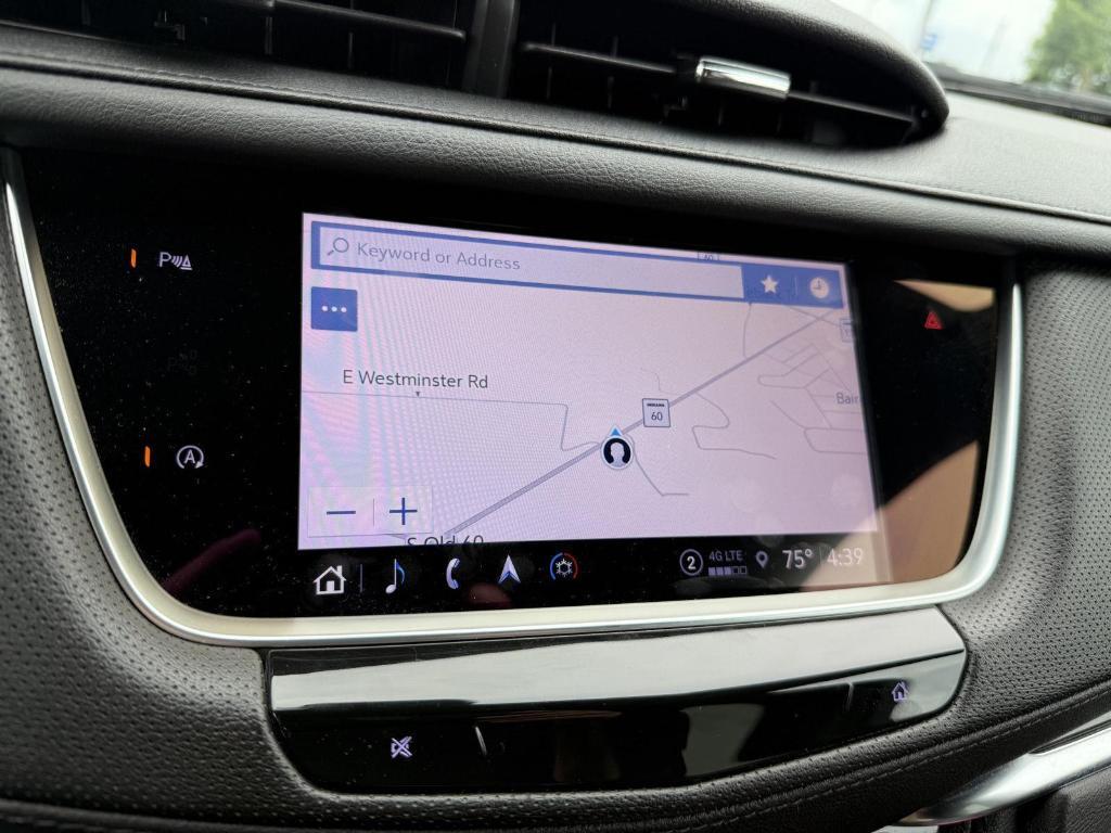 used 2022 Cadillac XT5 car, priced at $35,000