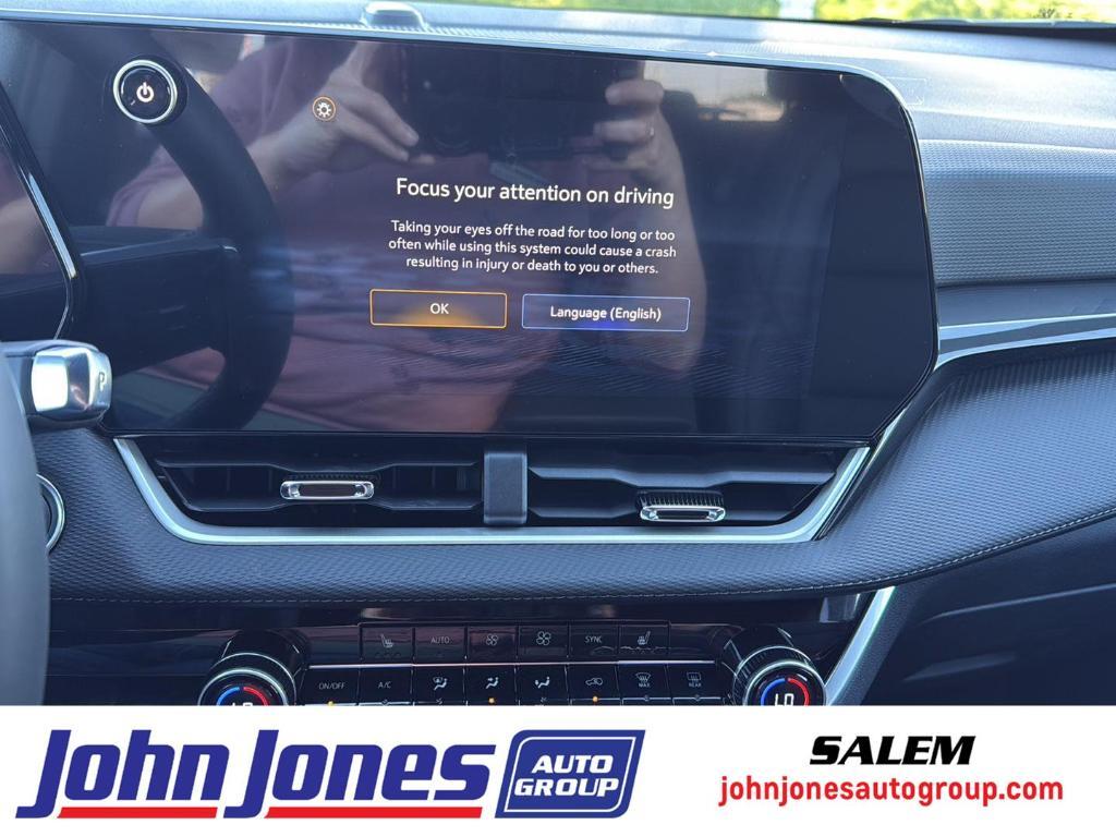 new 2026 Chevrolet Equinox car, priced at $36,085