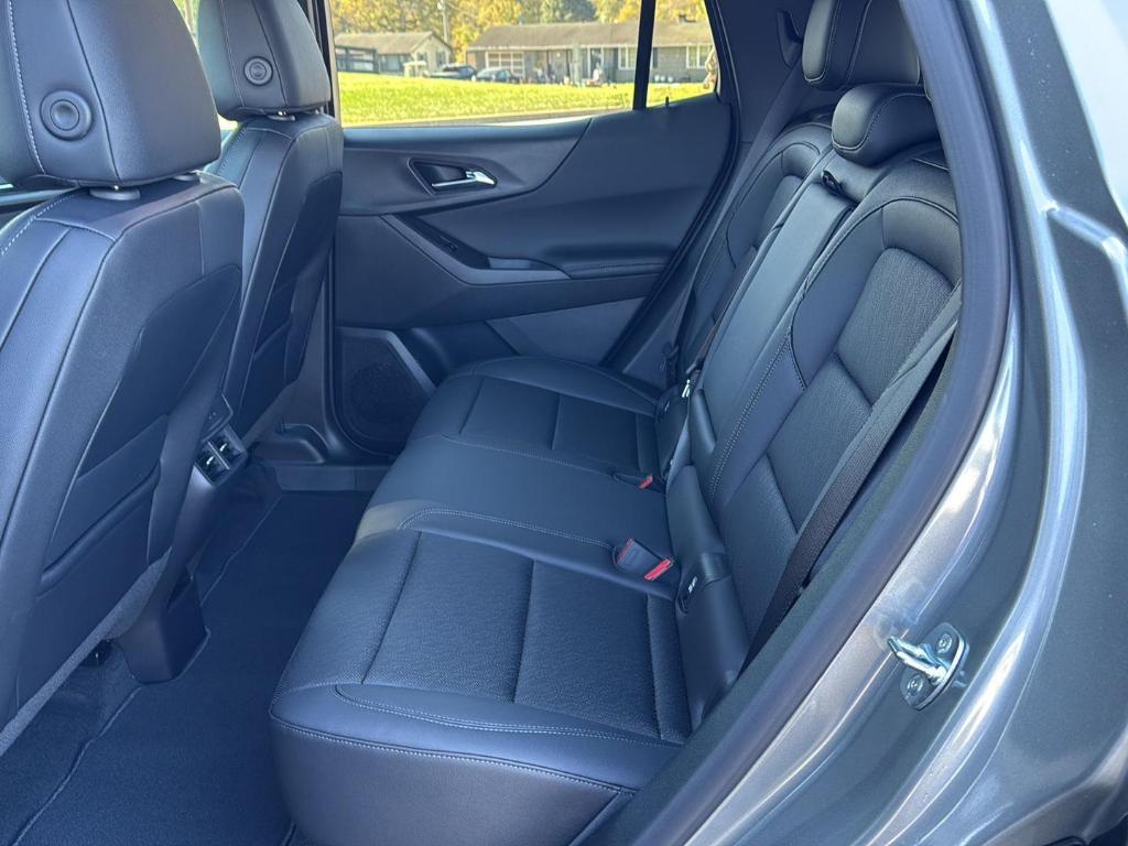 new 2026 Chevrolet Equinox car, priced at $36,085