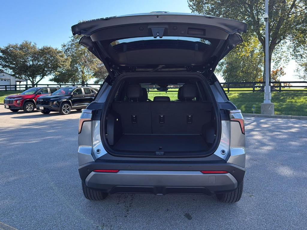 new 2026 Chevrolet Equinox car, priced at $36,085