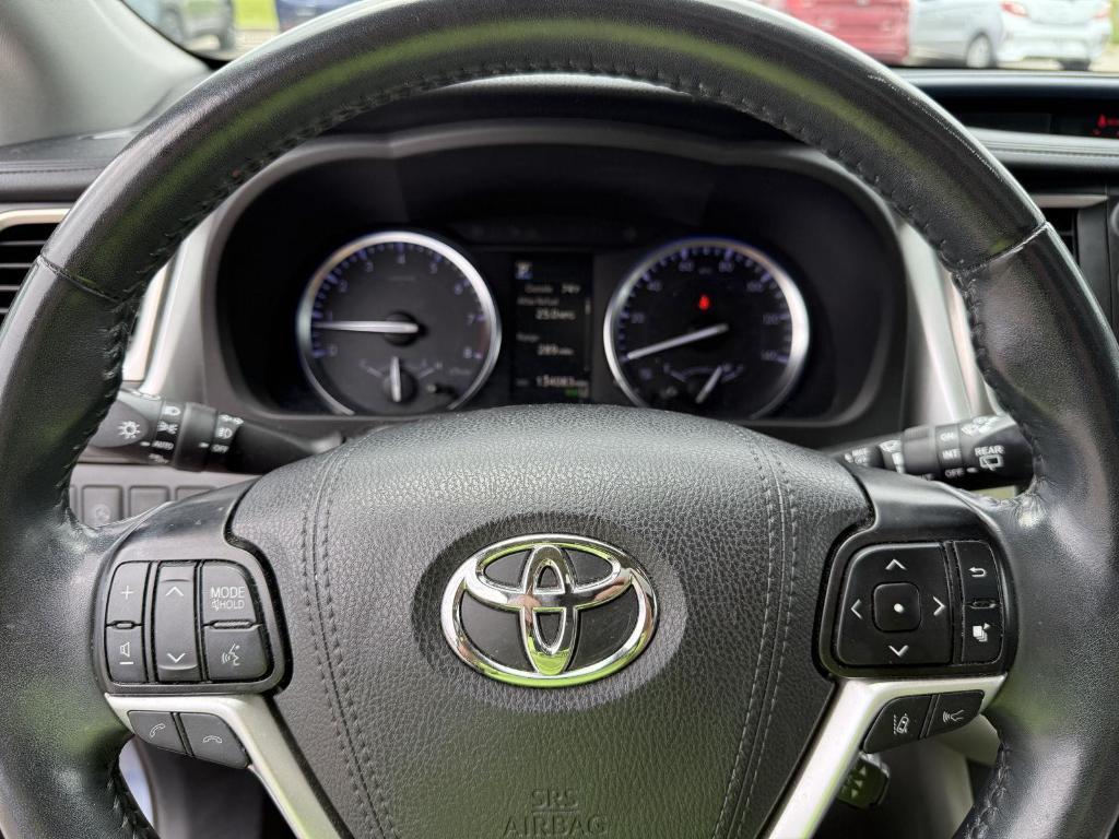 used 2019 Toyota Highlander car, priced at $23,995