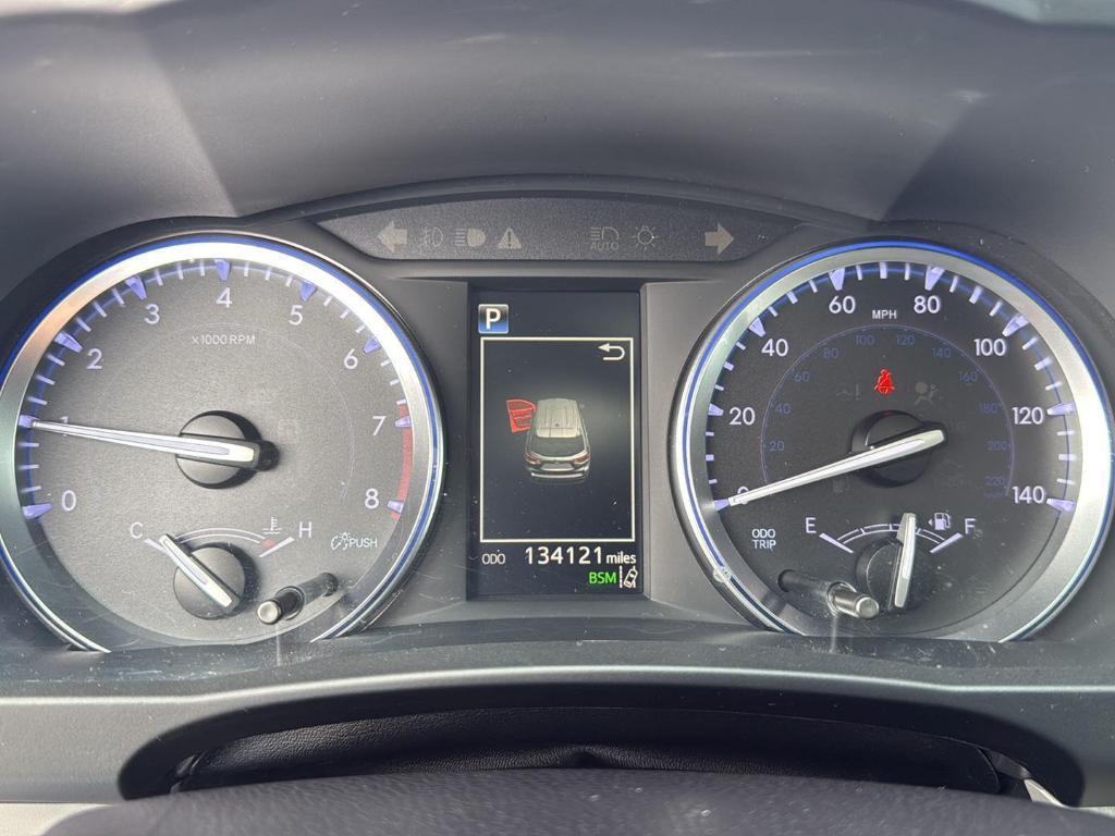 used 2019 Toyota Highlander car, priced at $23,745