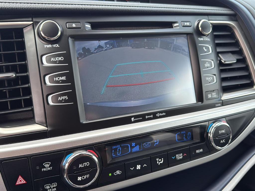 used 2019 Toyota Highlander car, priced at $23,745