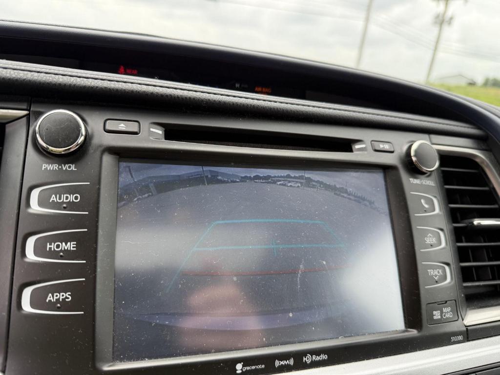 used 2019 Toyota Highlander car, priced at $23,995