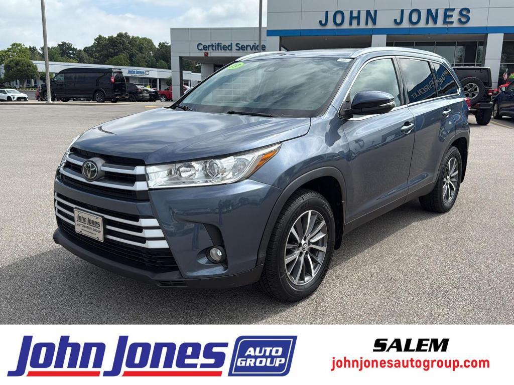 used 2019 Toyota Highlander car, priced at $23,745