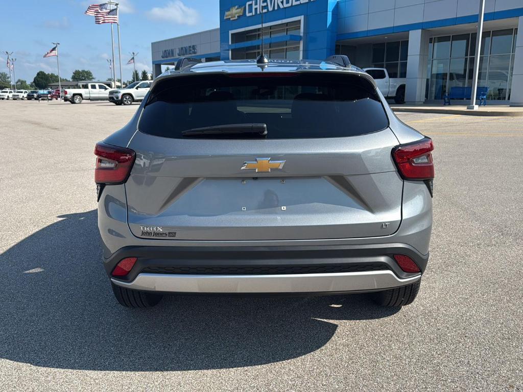 new 2025 Chevrolet Trax car, priced at $24,690