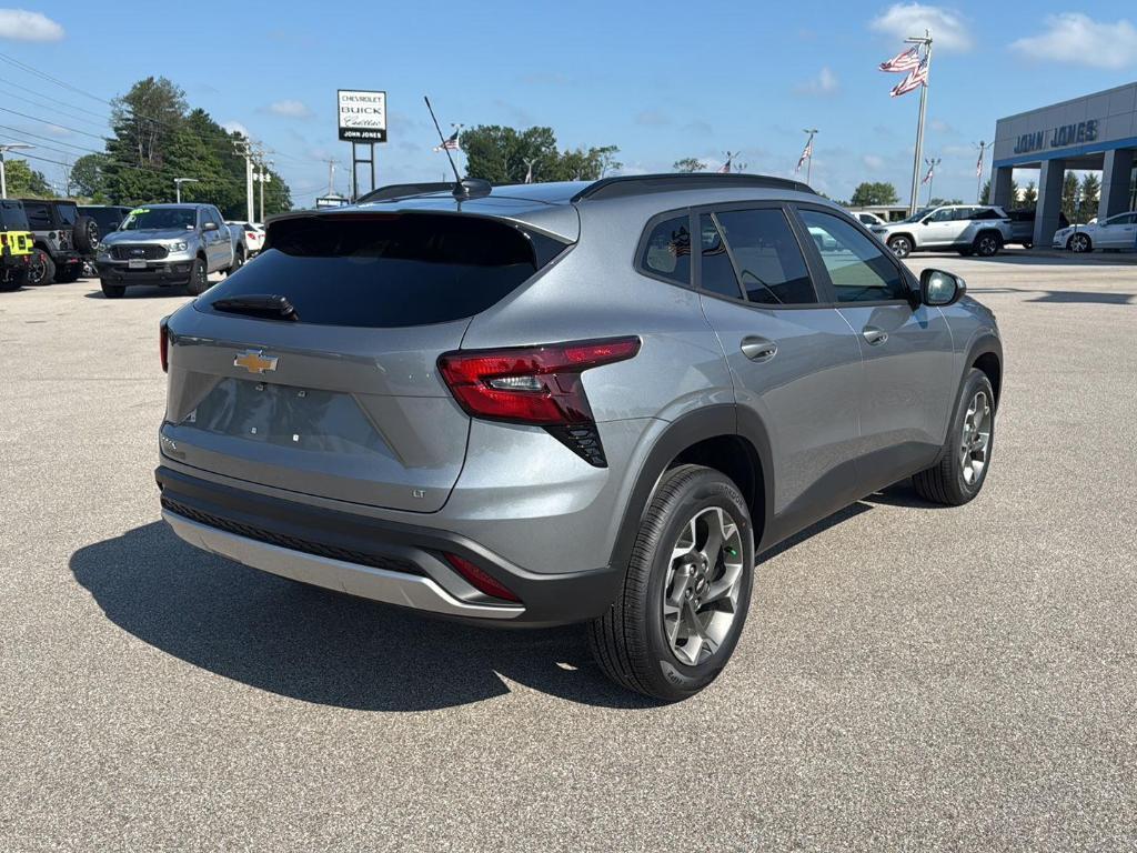new 2025 Chevrolet Trax car, priced at $24,690