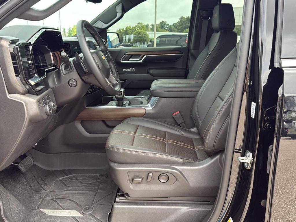 used 2024 Chevrolet Silverado 1500 car, priced at $65,695