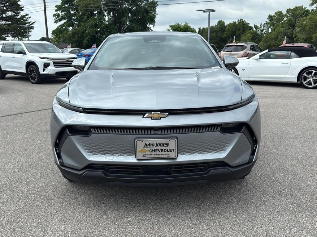 new 2025 Chevrolet Equinox EV car, priced at $32,995