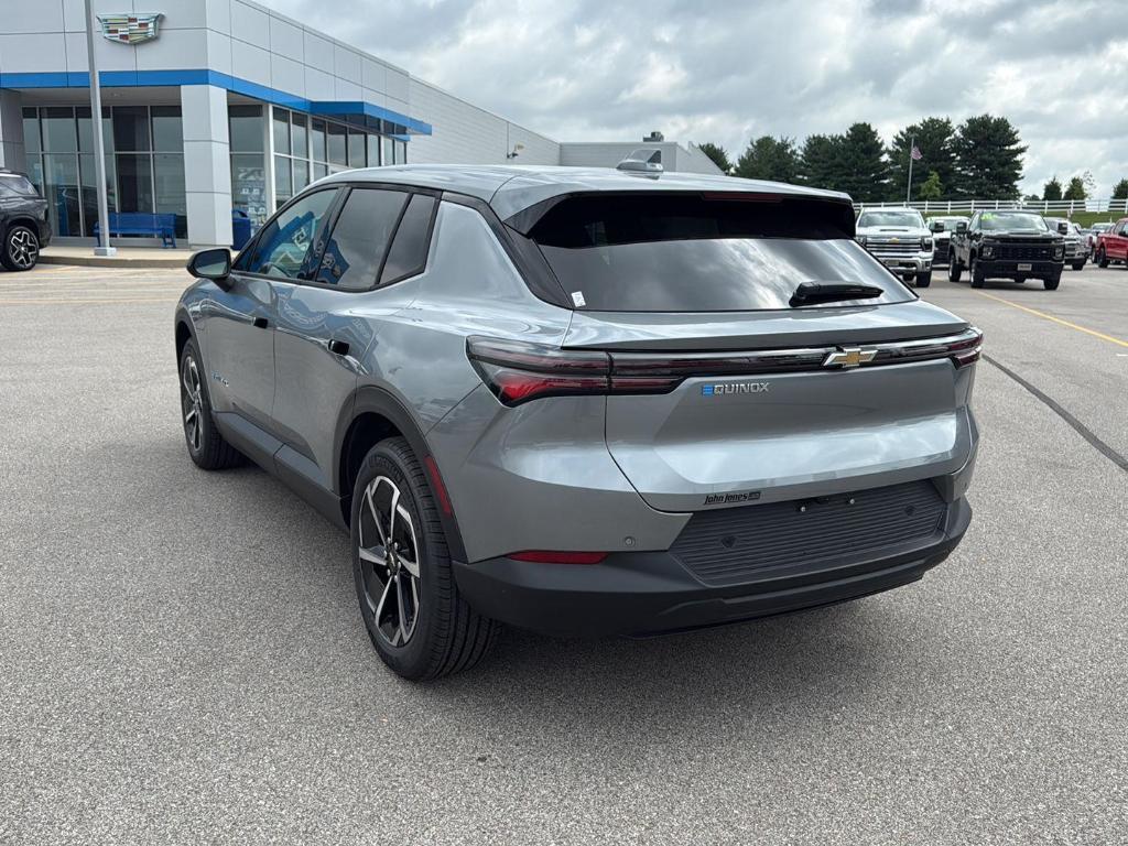 new 2025 Chevrolet Equinox EV car, priced at $32,995