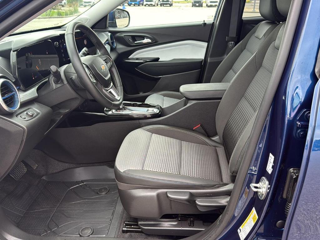 used 2024 Chevrolet Trax car, priced at $25,000