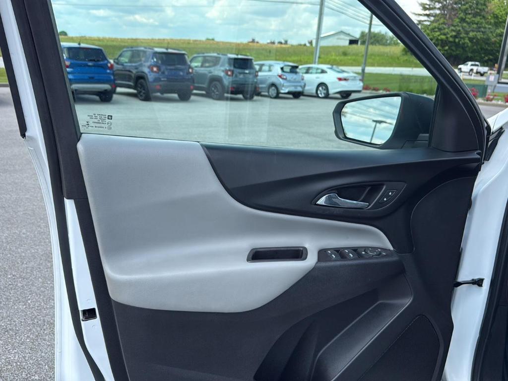 used 2020 Chevrolet Equinox car, priced at $14,000