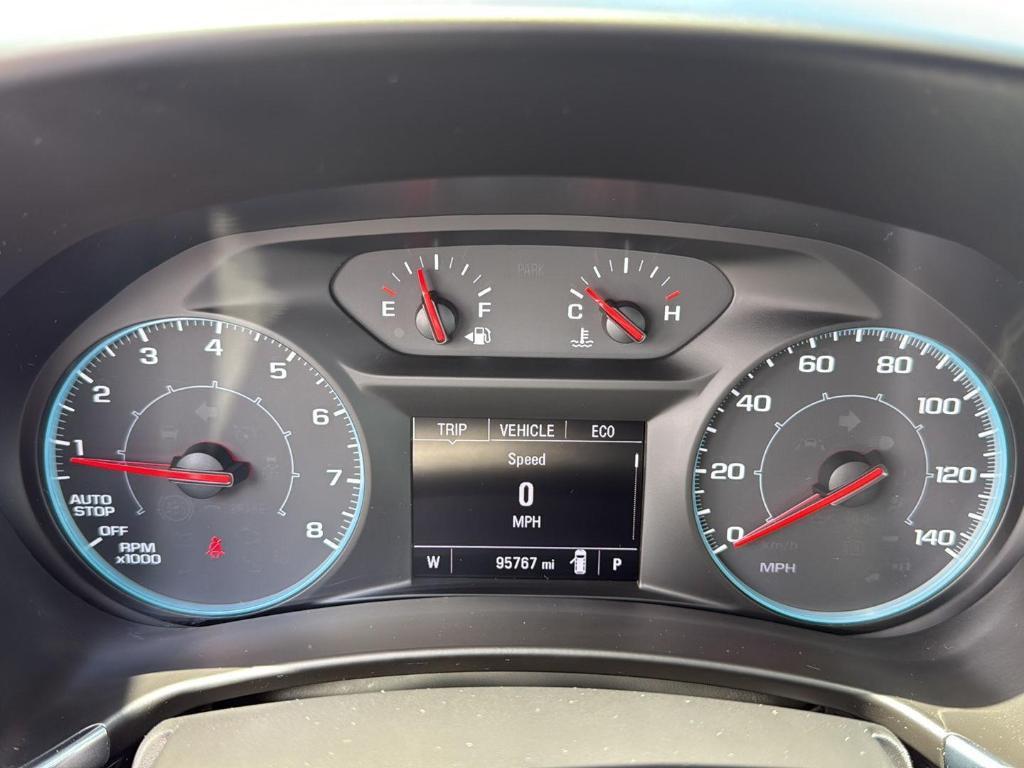 used 2020 Chevrolet Equinox car, priced at $14,000