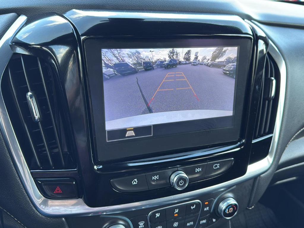 used 2023 Chevrolet Traverse car, priced at $28,995