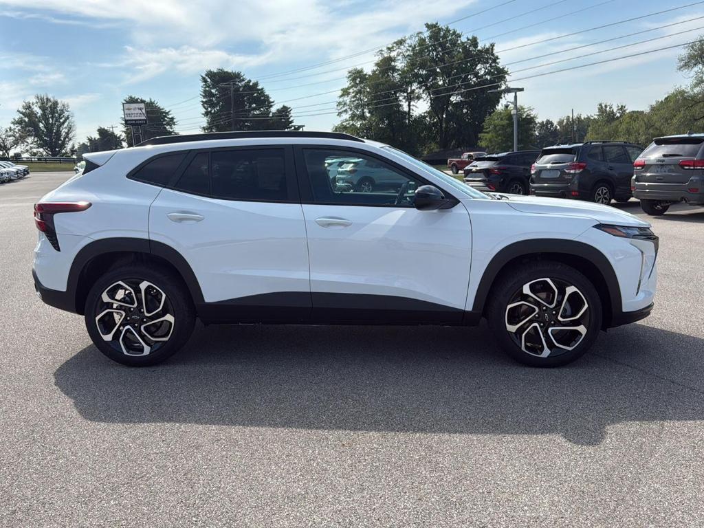 new 2025 Chevrolet Trax car, priced at $27,850
