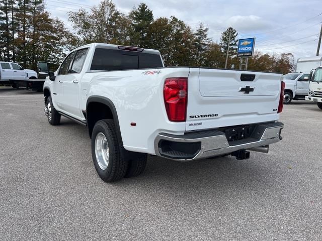 new 2024 Chevrolet Silverado 3500 car, priced at $77,900