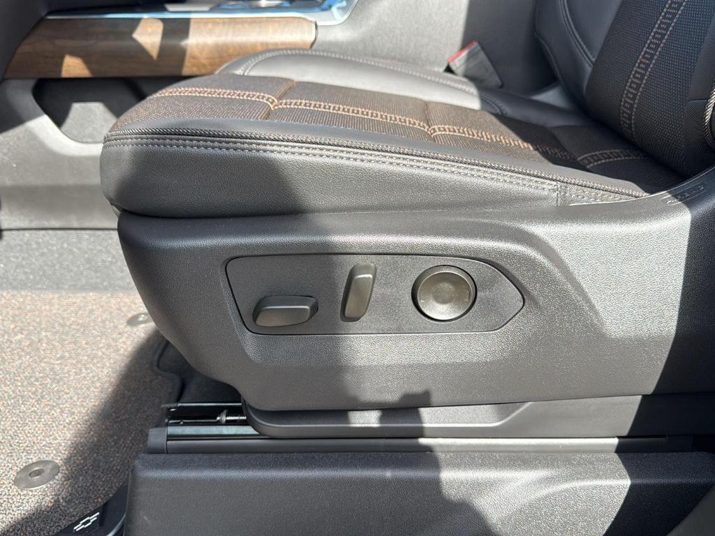 new 2026 Chevrolet Silverado 2500 car, priced at $83,285