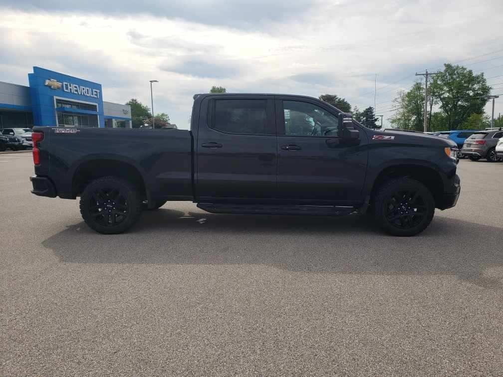used 2022 Chevrolet Silverado 1500 car, priced at $42,995