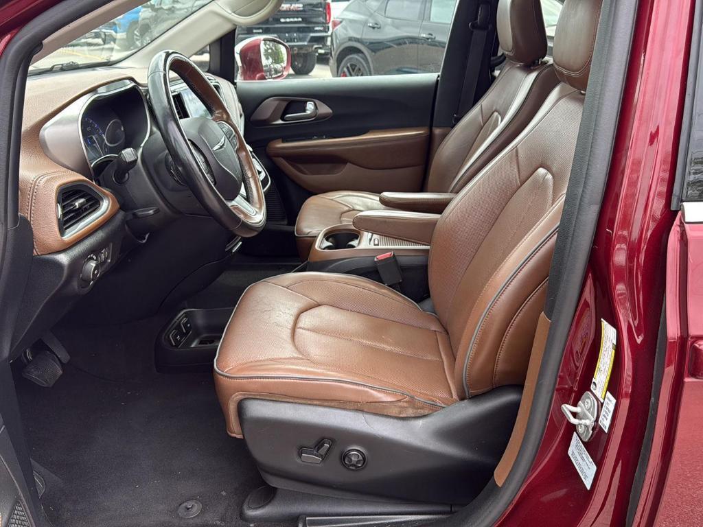 used 2017 Chrysler Pacifica car, priced at $11,895