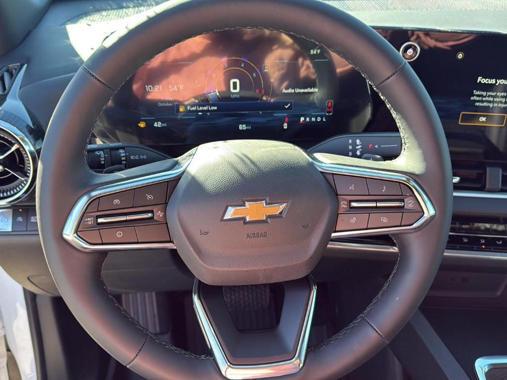 new 2026 Chevrolet Equinox car, priced at $33,795