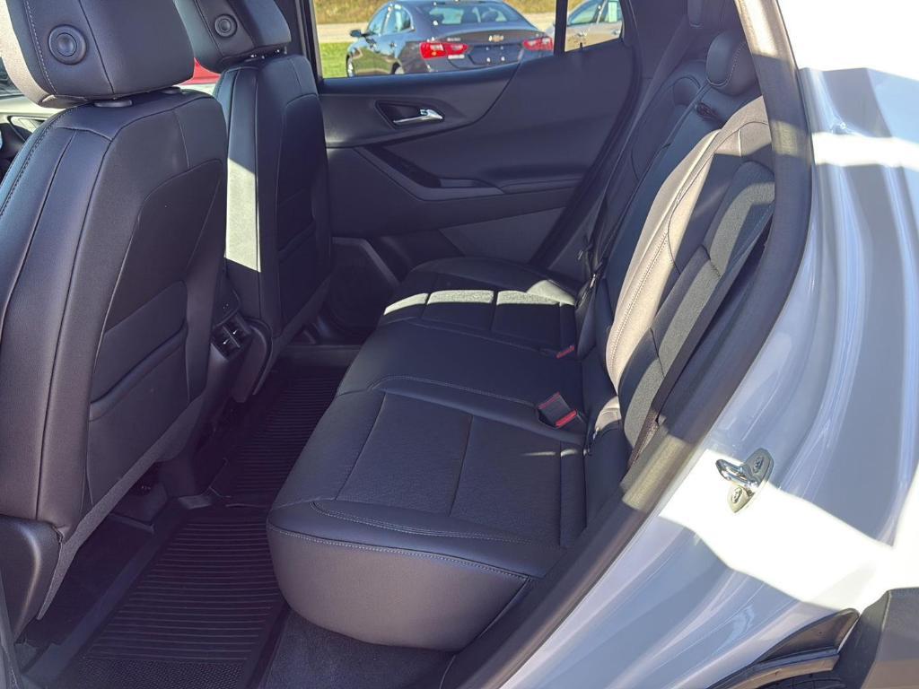 new 2026 Chevrolet Equinox car, priced at $33,795