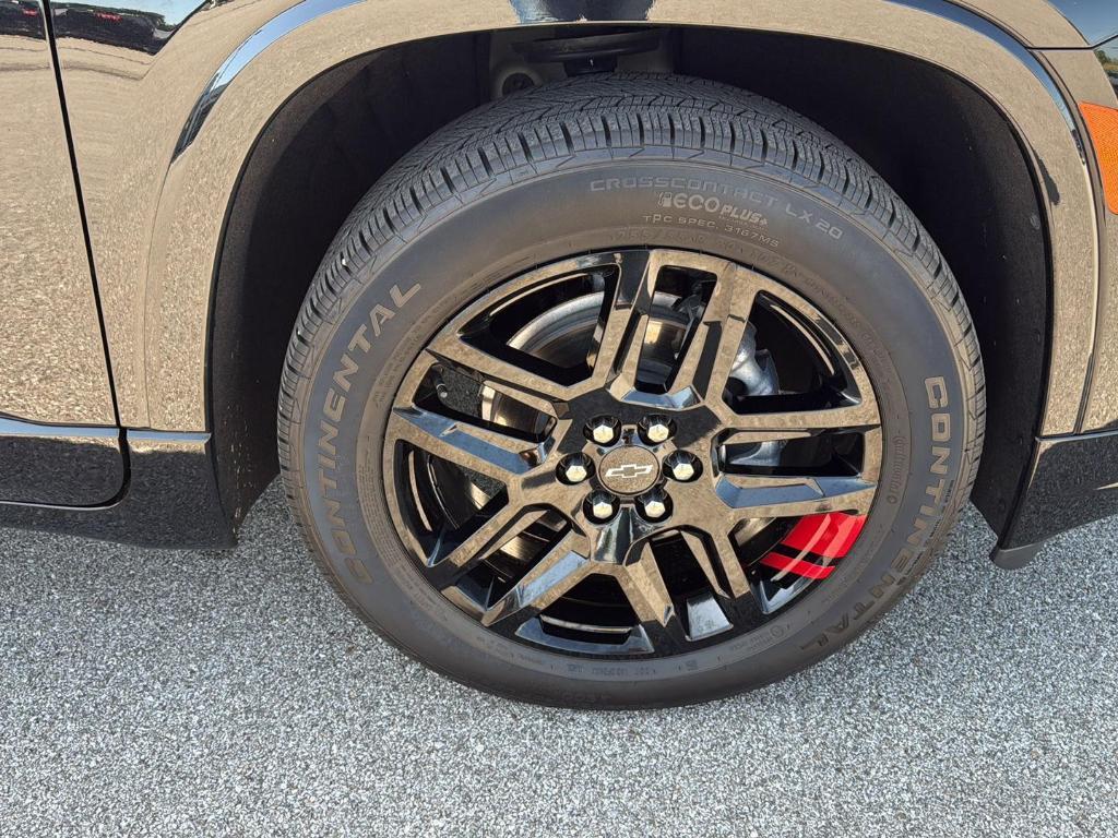 used 2023 Chevrolet Traverse car, priced at $42,795