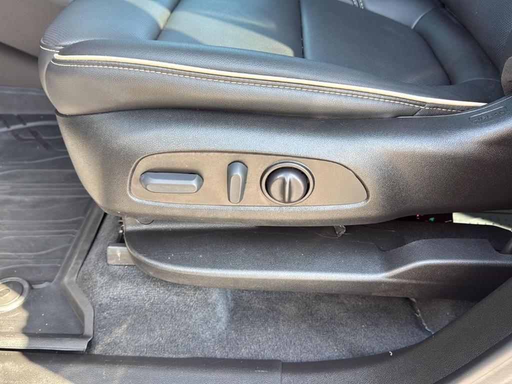 used 2023 Chevrolet Traverse car, priced at $42,795