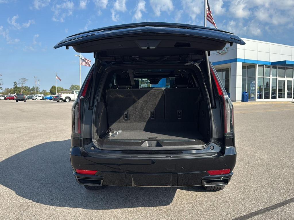 used 2022 Cadillac Escalade car, priced at $68,445