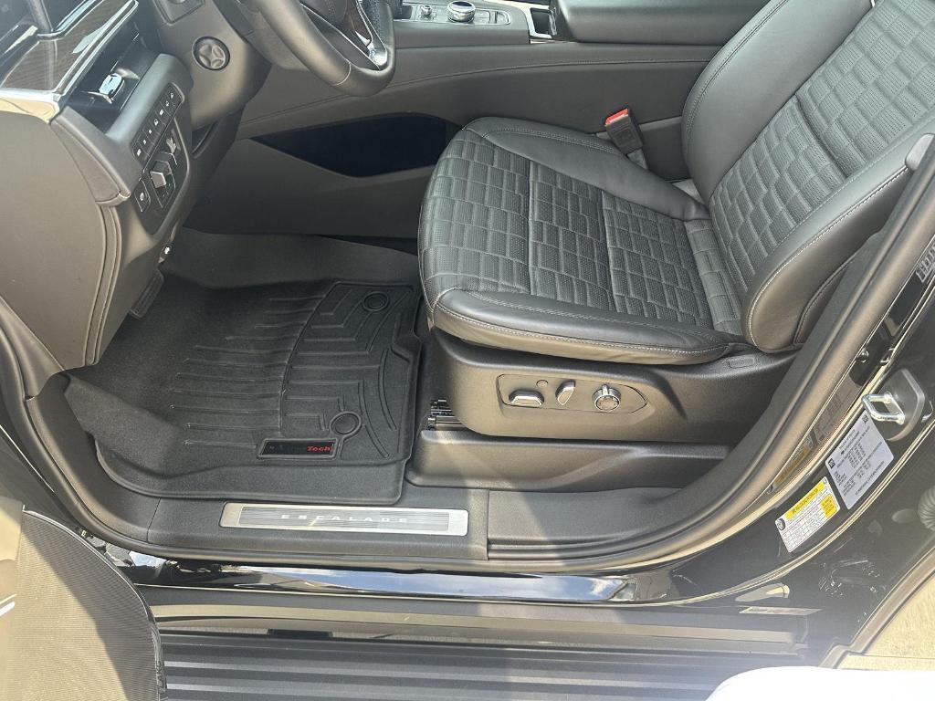 used 2024 Cadillac Escalade car, priced at $103,995