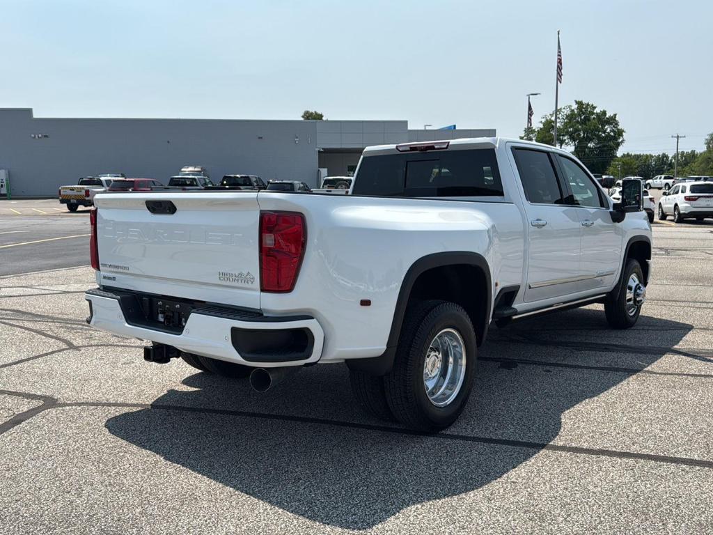 new 2025 Chevrolet Silverado 3500 car, priced at $92,265