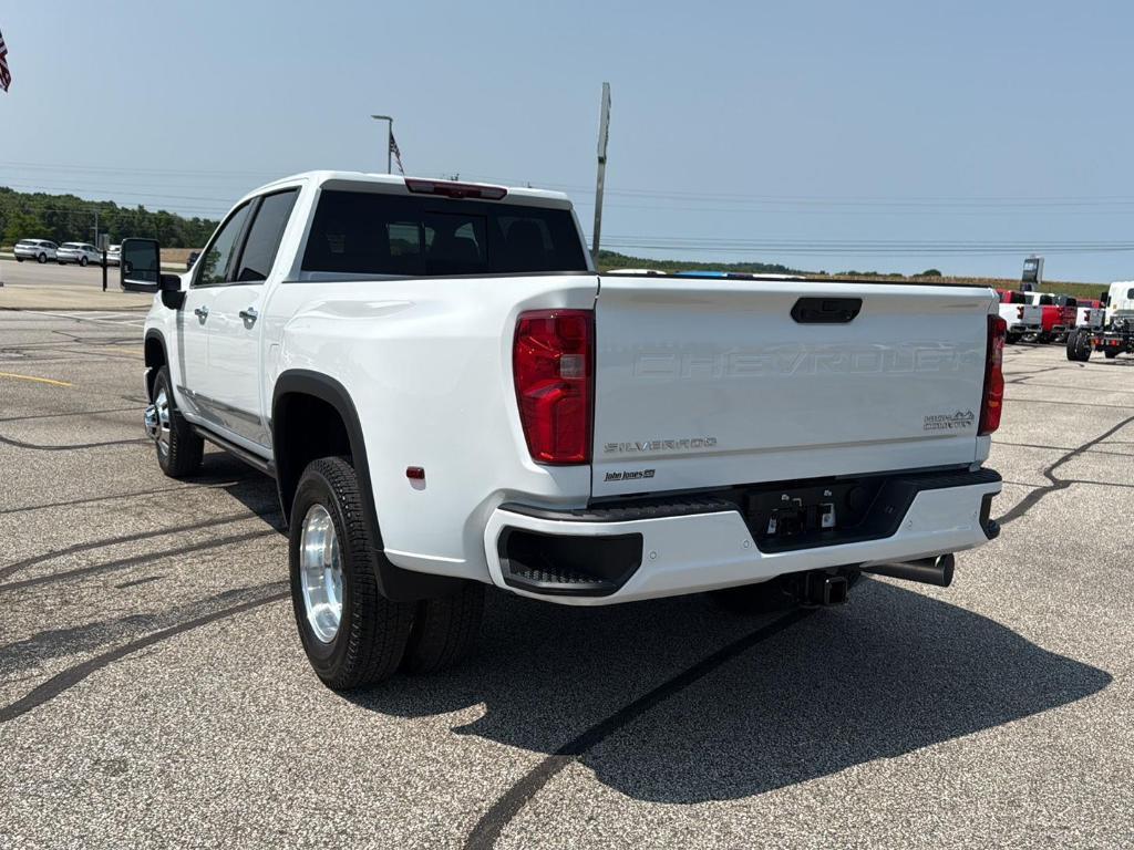 new 2025 Chevrolet Silverado 3500 car, priced at $92,265