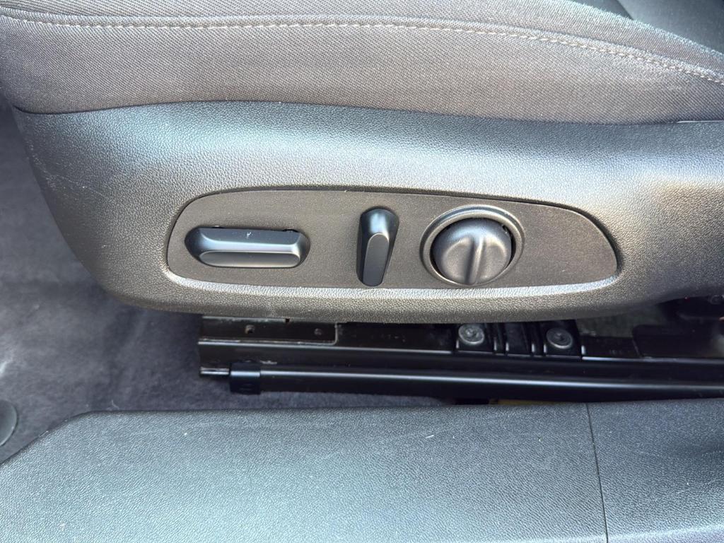 used 2023 Chevrolet Malibu car, priced at $20,995