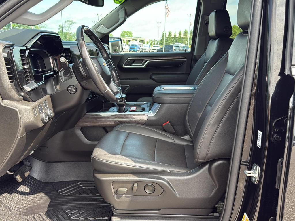 used 2022 Chevrolet Silverado 1500 car, priced at $38,895
