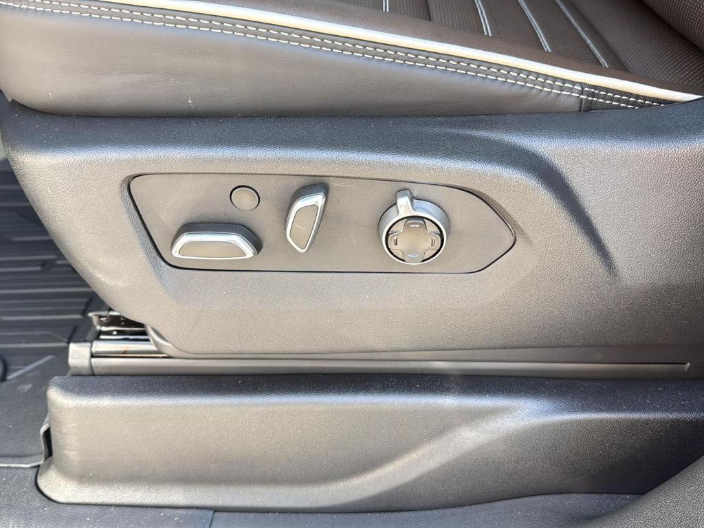 used 2025 GMC Yukon car, priced at $112,900