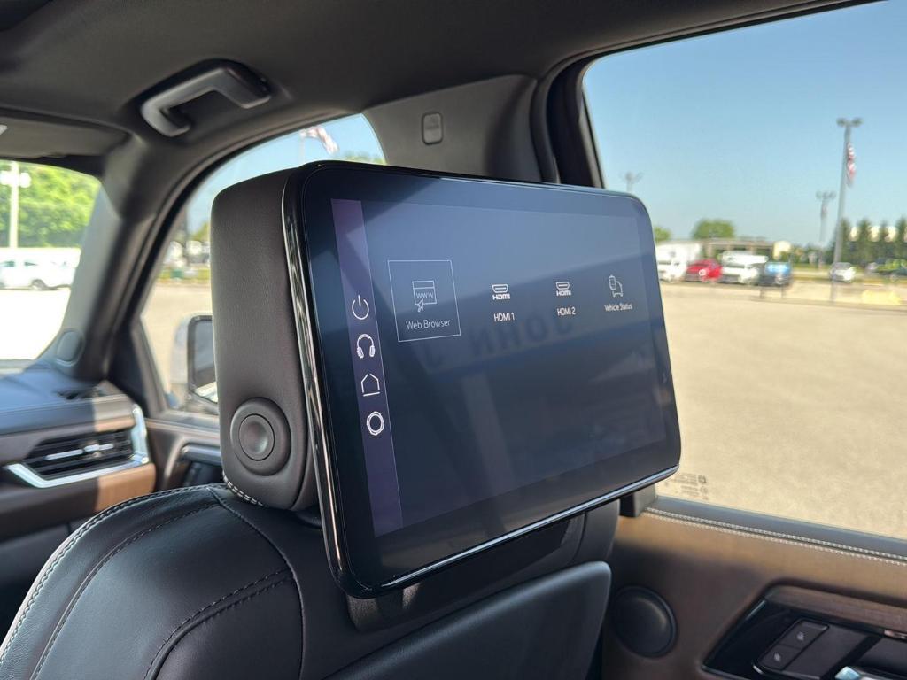 used 2025 GMC Yukon car, priced at $112,900