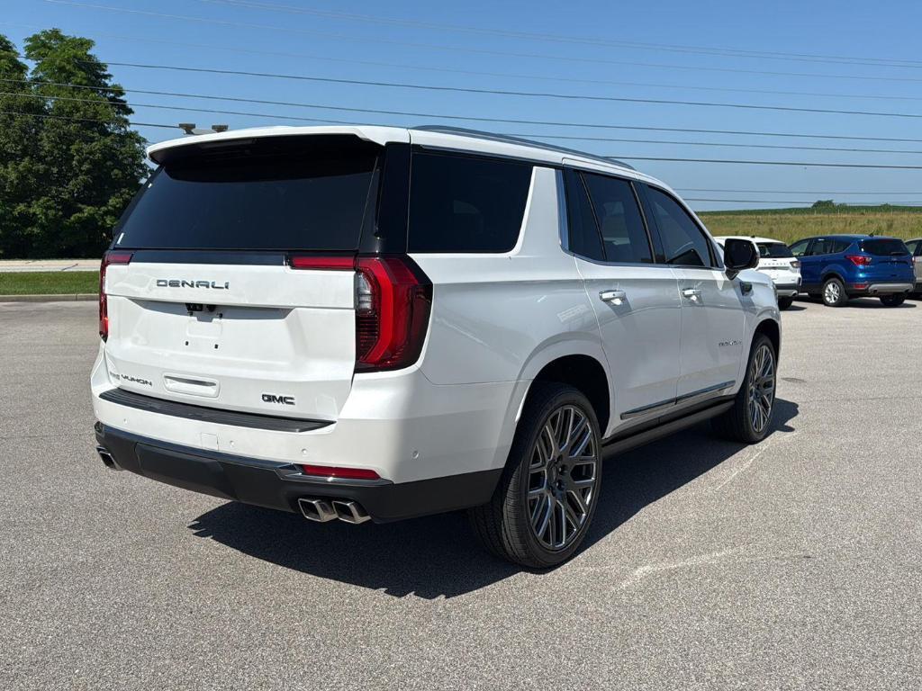 used 2025 GMC Yukon car, priced at $112,900
