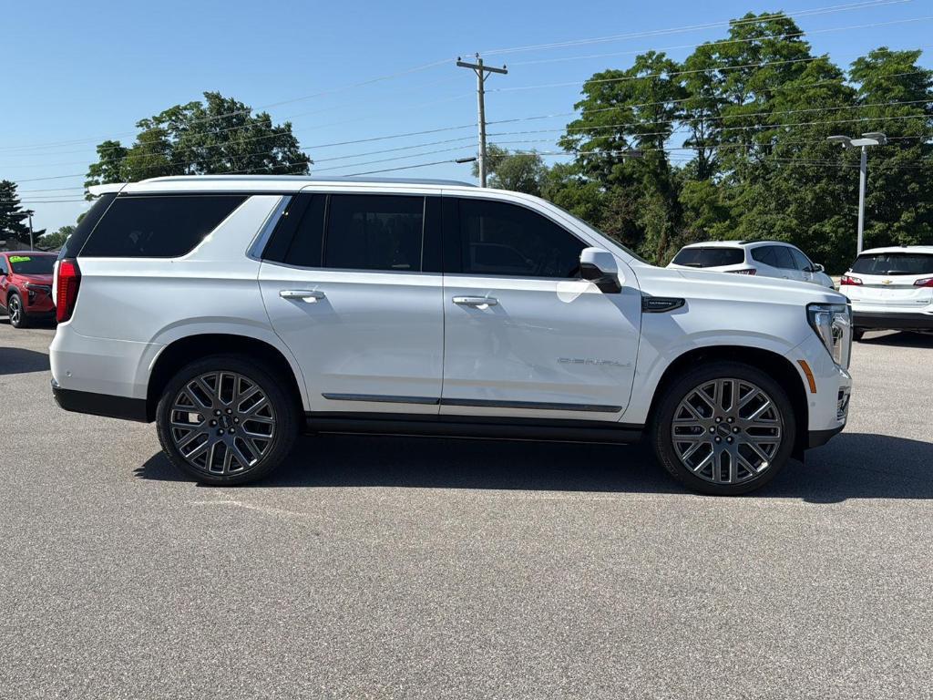 used 2025 GMC Yukon car, priced at $112,900