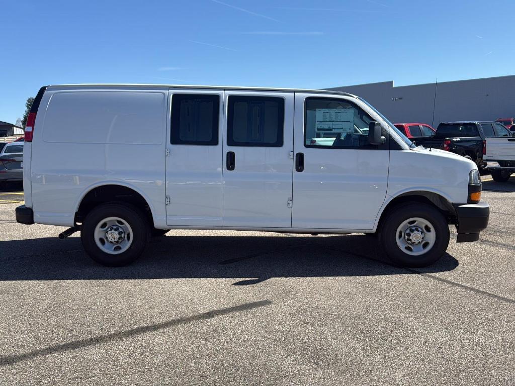 new 2024 Chevrolet Express 2500 car, priced at $40,227