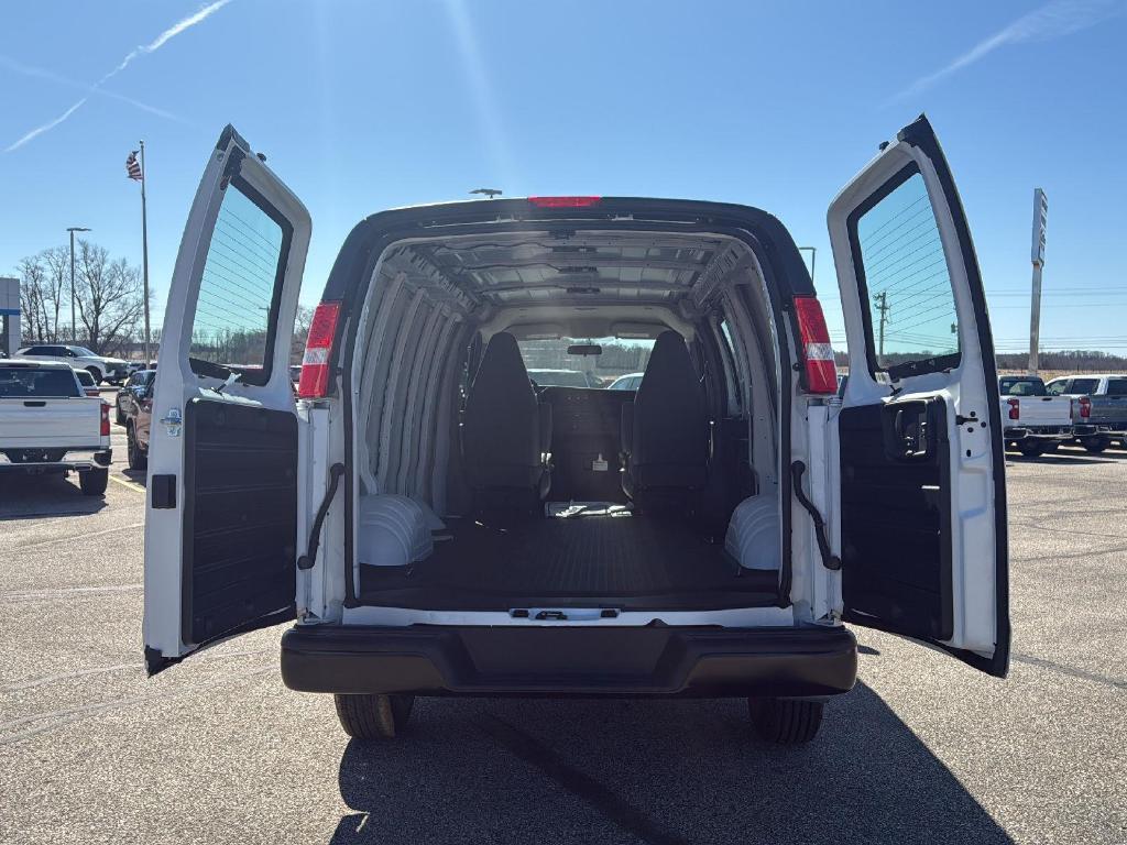 new 2024 Chevrolet Express 2500 car, priced at $40,227