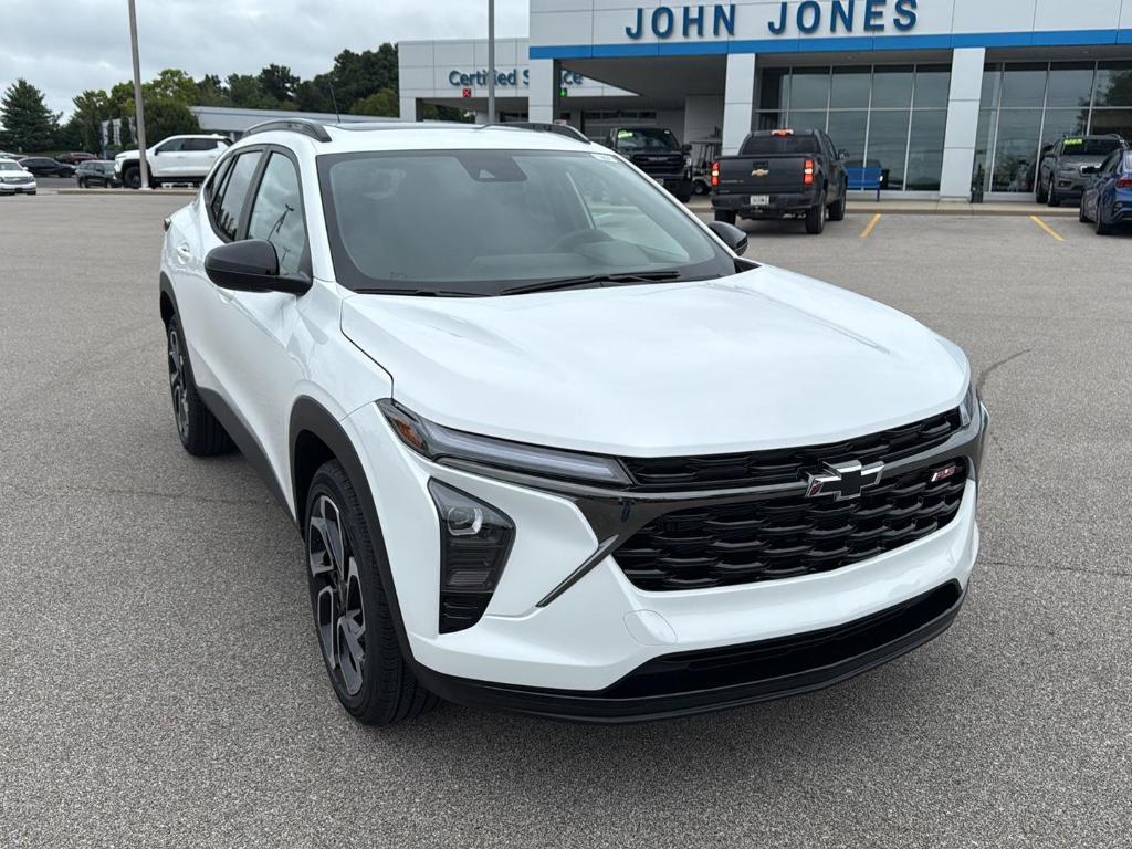 new 2025 Chevrolet Trax car, priced at $27,850